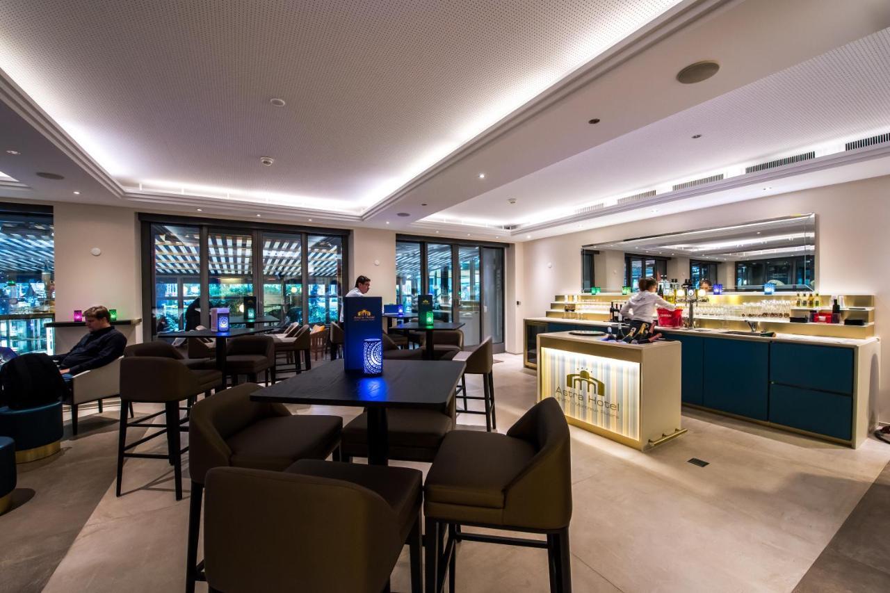 Studios Astra Hotel וואי מראה חיצוני תמונה