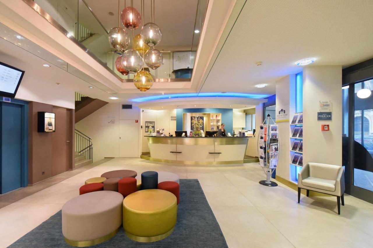 Studios Astra Hotel וואי מראה חיצוני תמונה