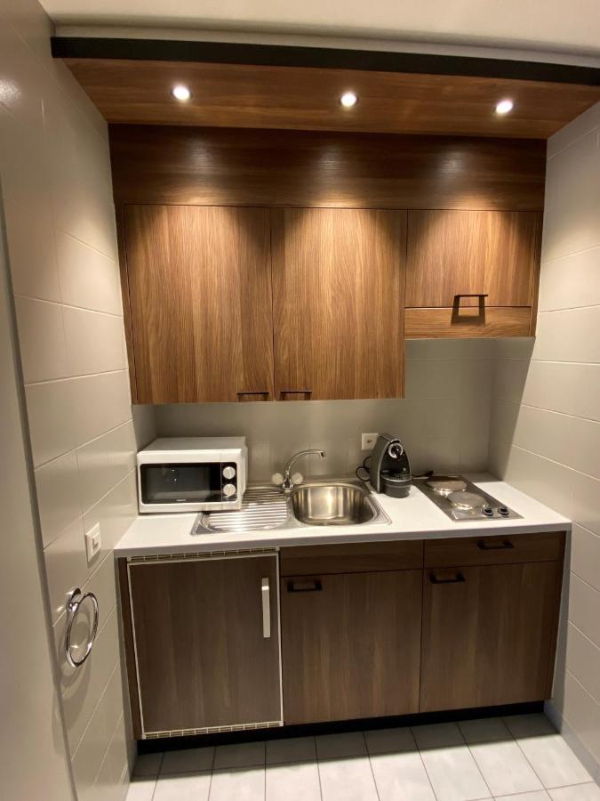Studios Astra Hotel וואי מראה חיצוני תמונה