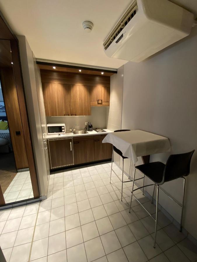 Studios Astra Hotel וואי מראה חיצוני תמונה